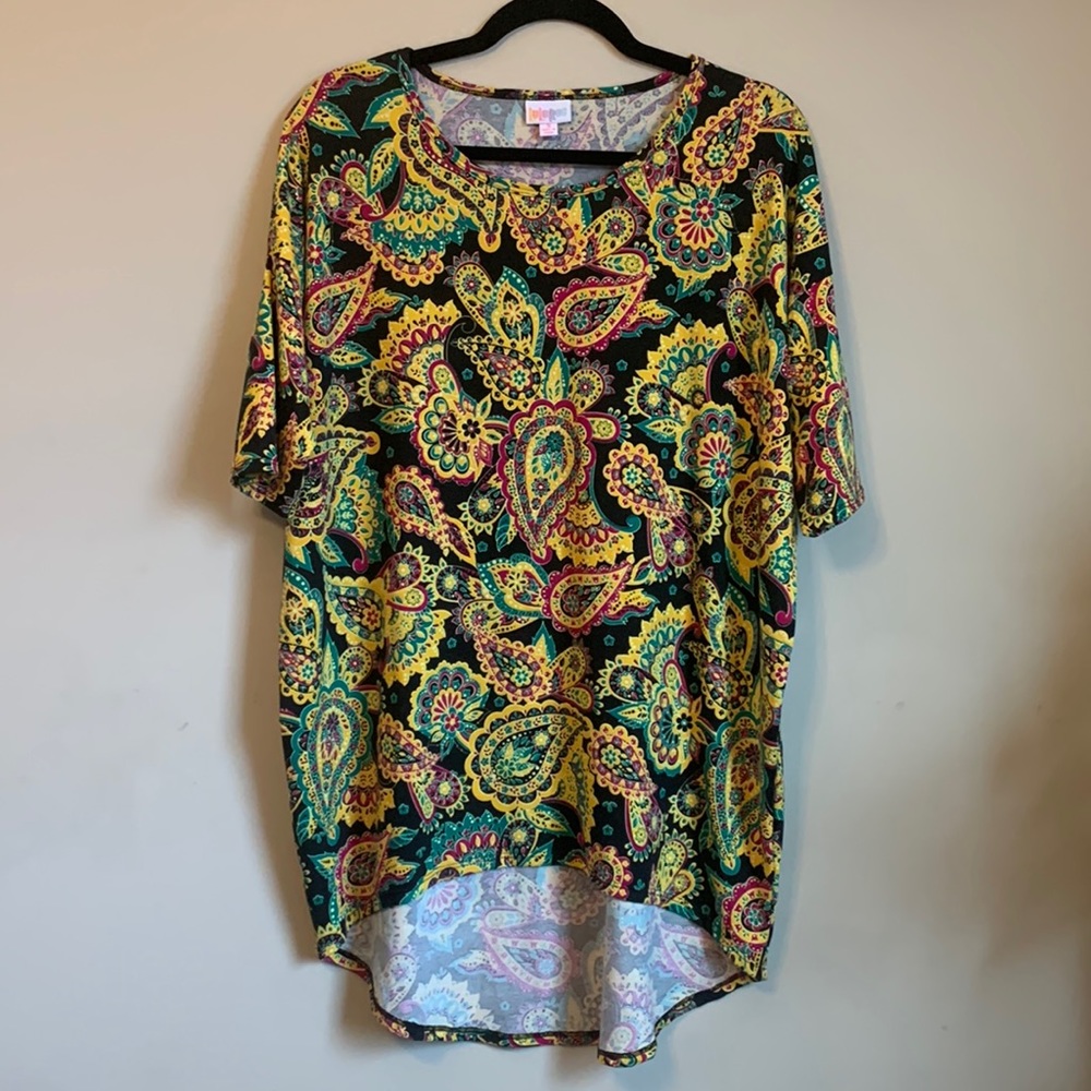 NWOT Paisley Irma Top